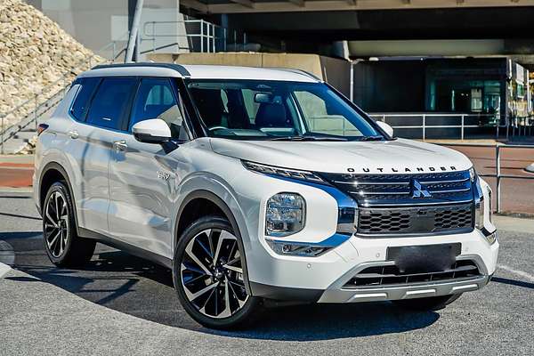 2023 Mitsubishi Outlander PHEV Aspire ZM