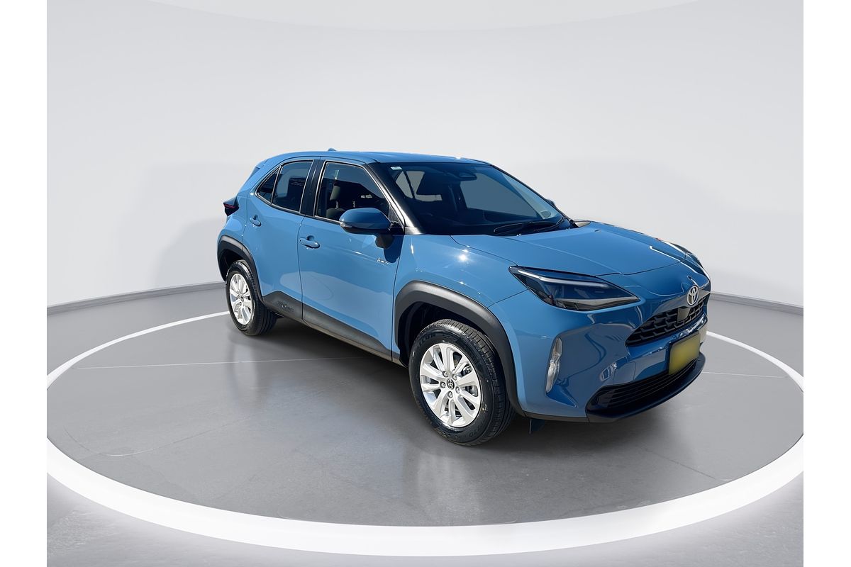 2024 Toyota Yaris Cross GX
