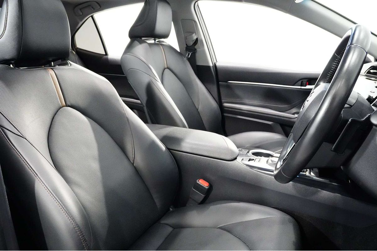 2018 Toyota Camry SL ASV70R