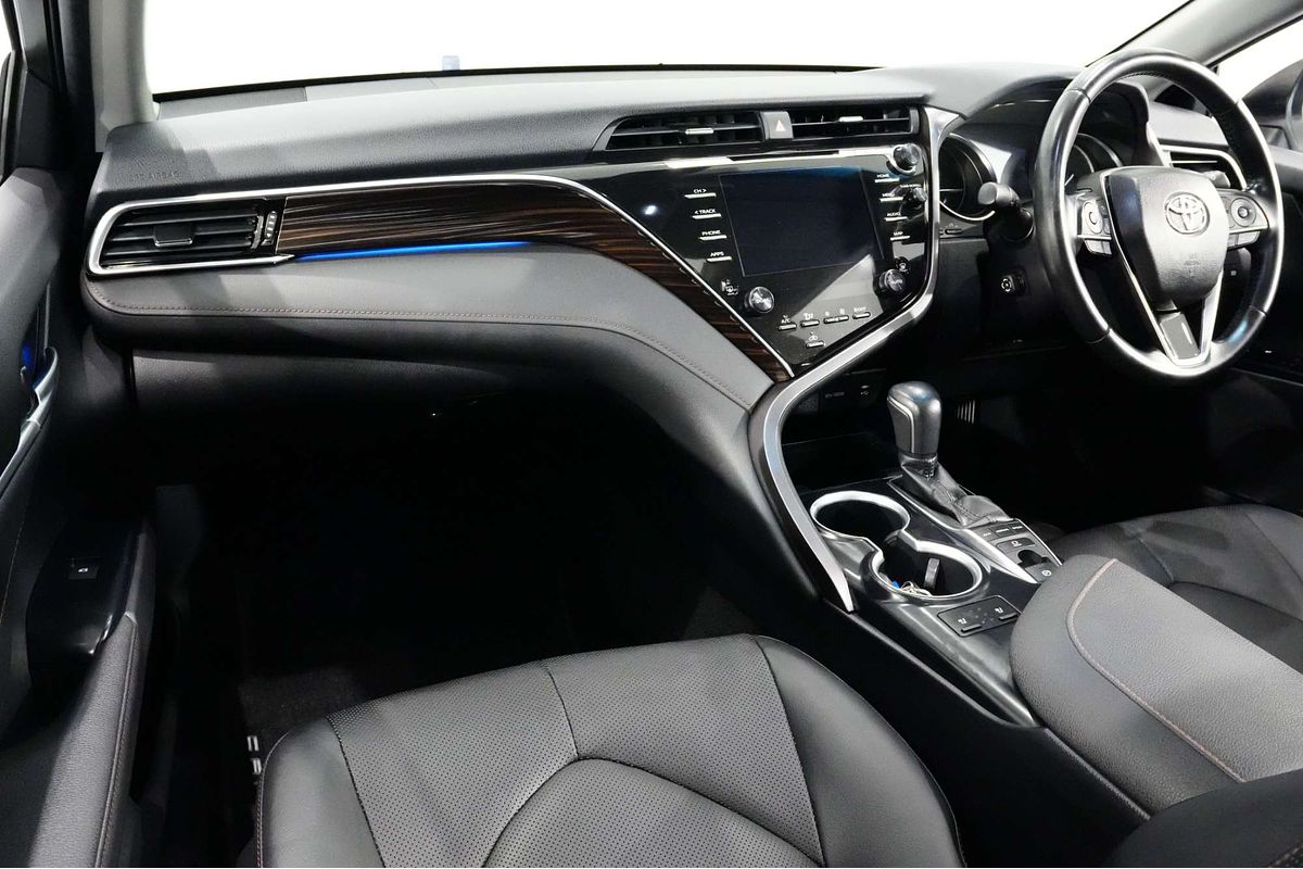 2018 Toyota Camry SL ASV70R