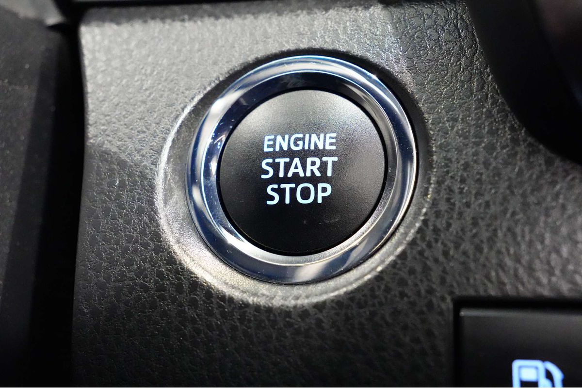 2018 Toyota Camry SL ASV70R