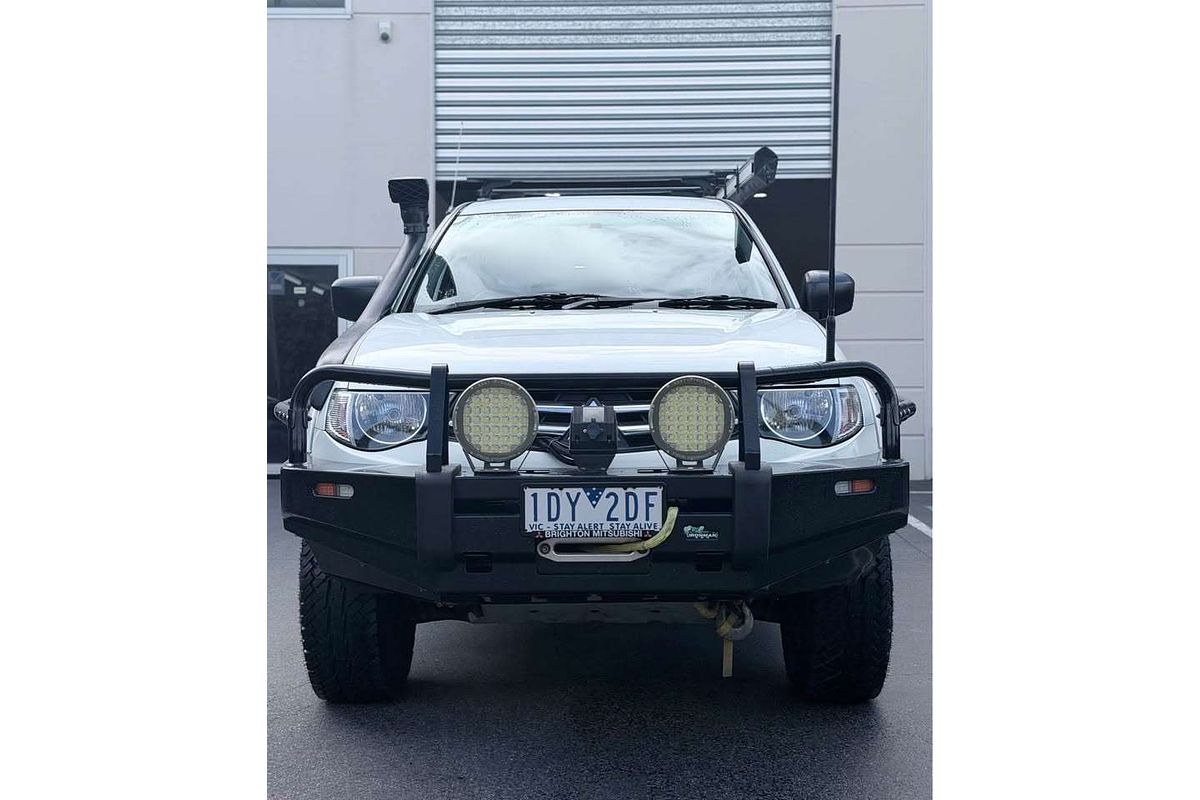 2014 Mitsubishi Triton GLX-R MN 4X4