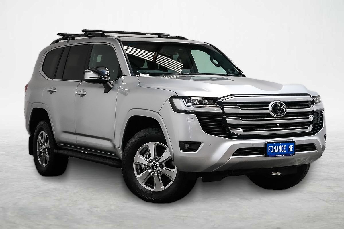2024 Toyota Landcruiser Sahara FJA300R