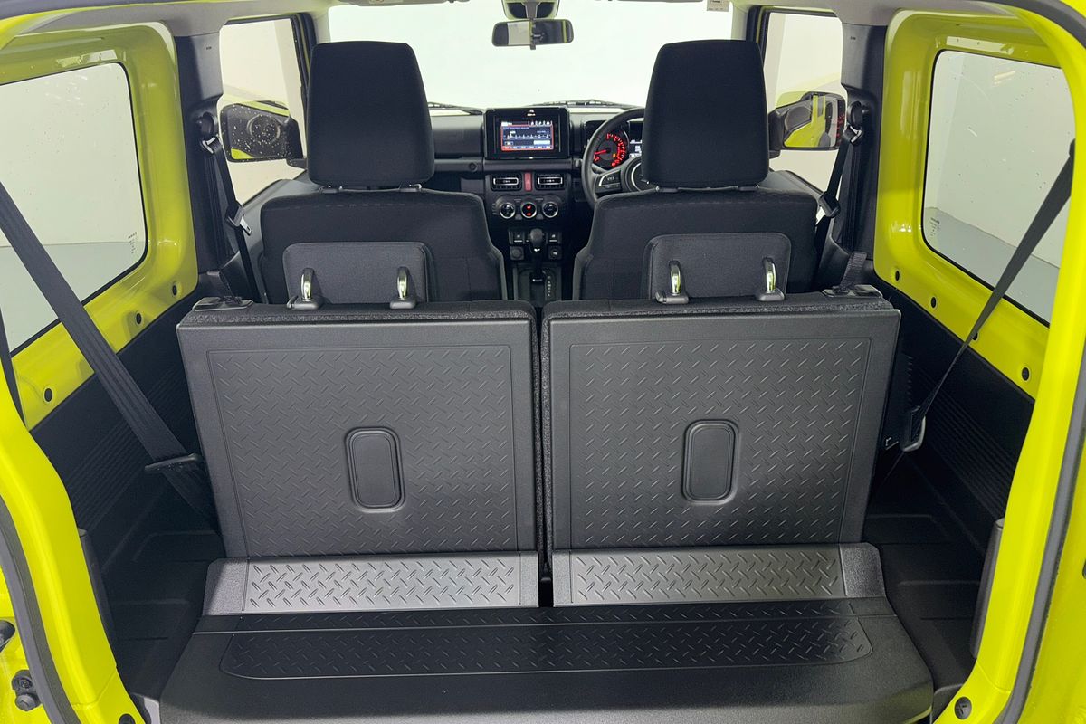 2025 Suzuki Jimny GLX GJ