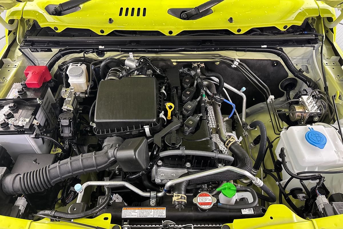 2025 Suzuki Jimny GLX GJ