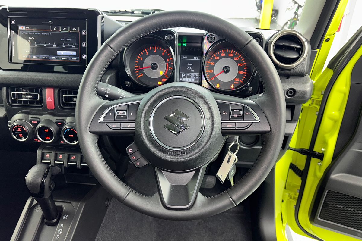 2025 Suzuki Jimny GLX GJ