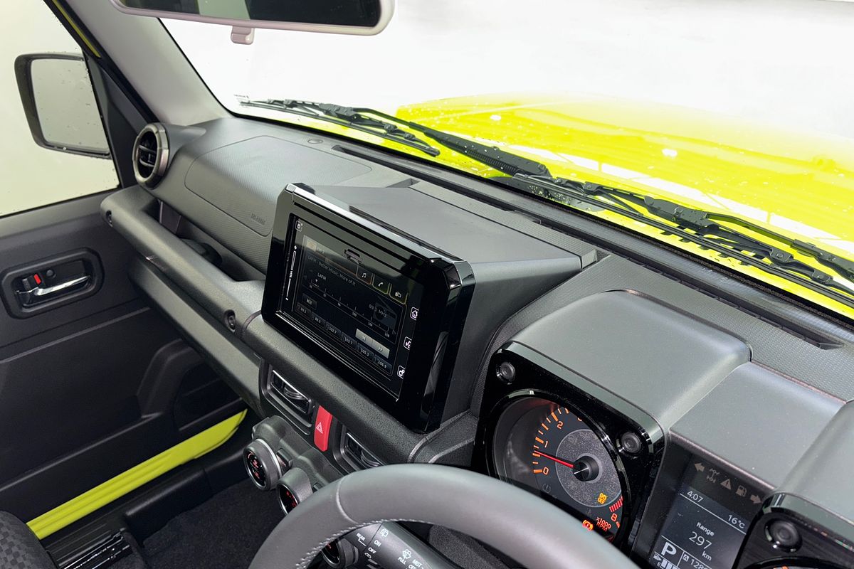 2025 Suzuki Jimny GLX GJ