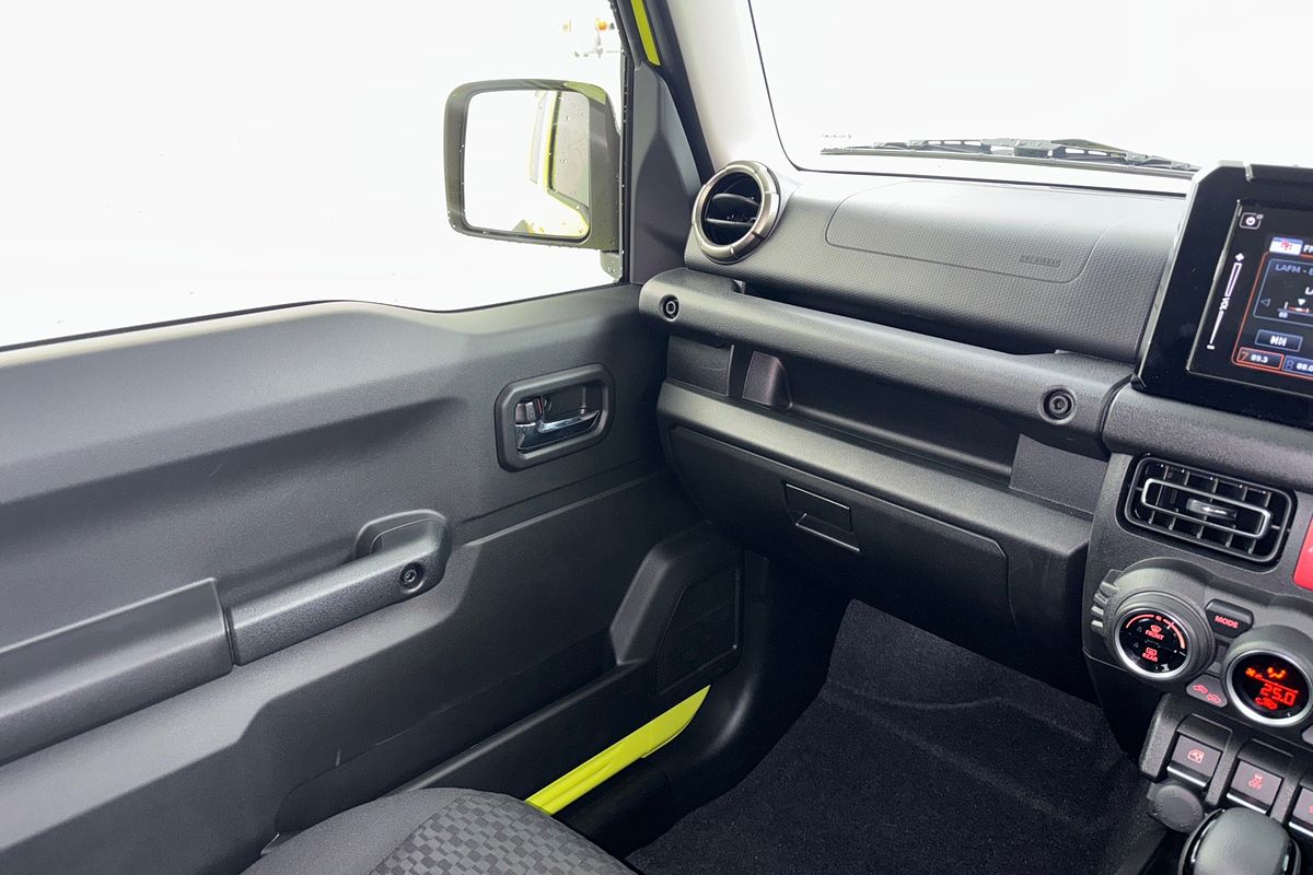 2025 Suzuki Jimny GLX GJ