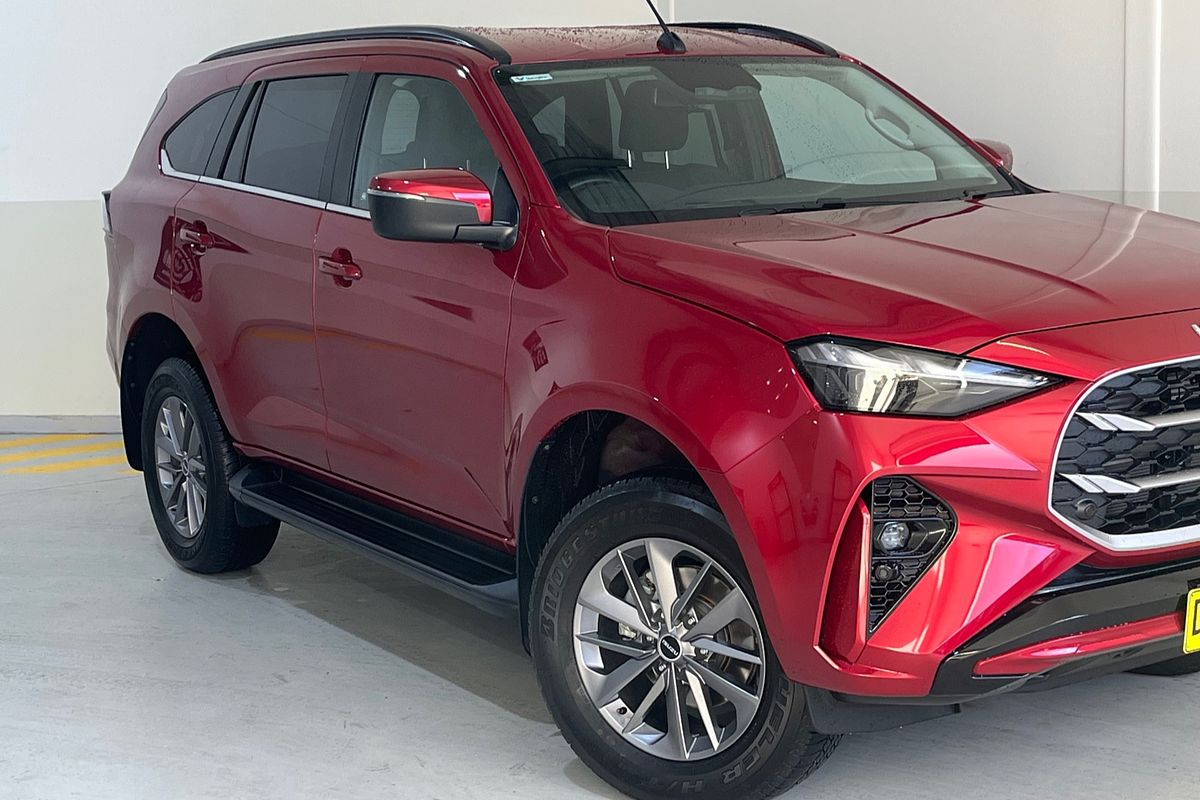 2025 Isuzu MU-X LS-U