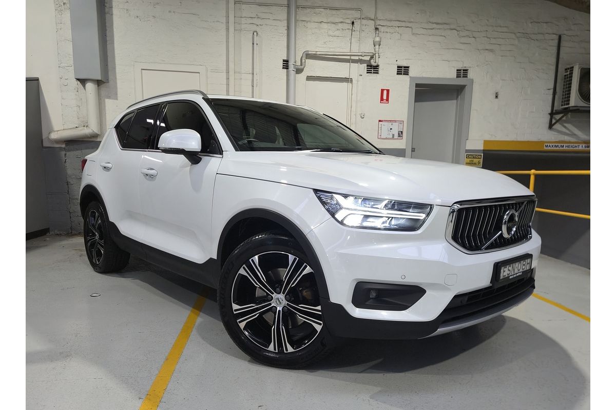 2022 Volvo XC40 T4 Inscription