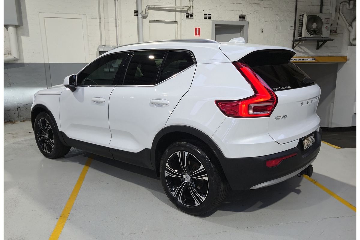 2022 Volvo XC40 T4 Inscription