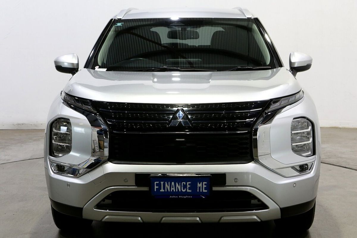 2024 Mitsubishi Outlander LS ZM