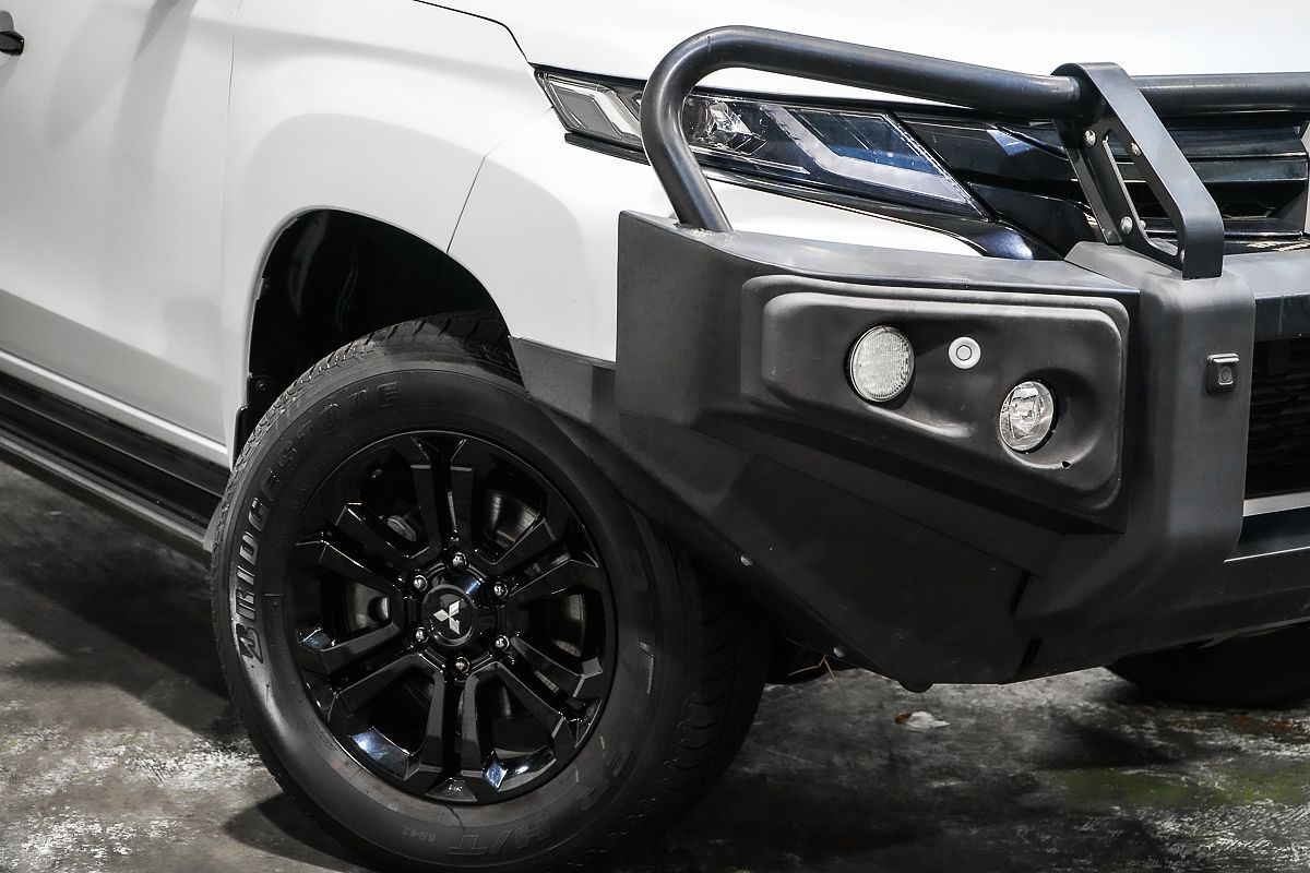 2022 Mitsubishi Triton GSR MR 4X4