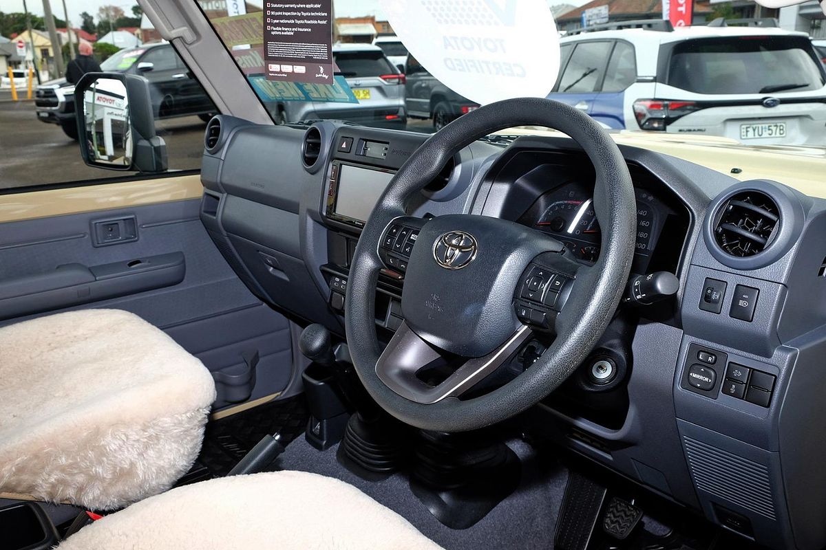 2024 Toyota Landcruiser GXL Troopcarrier VDJL78R