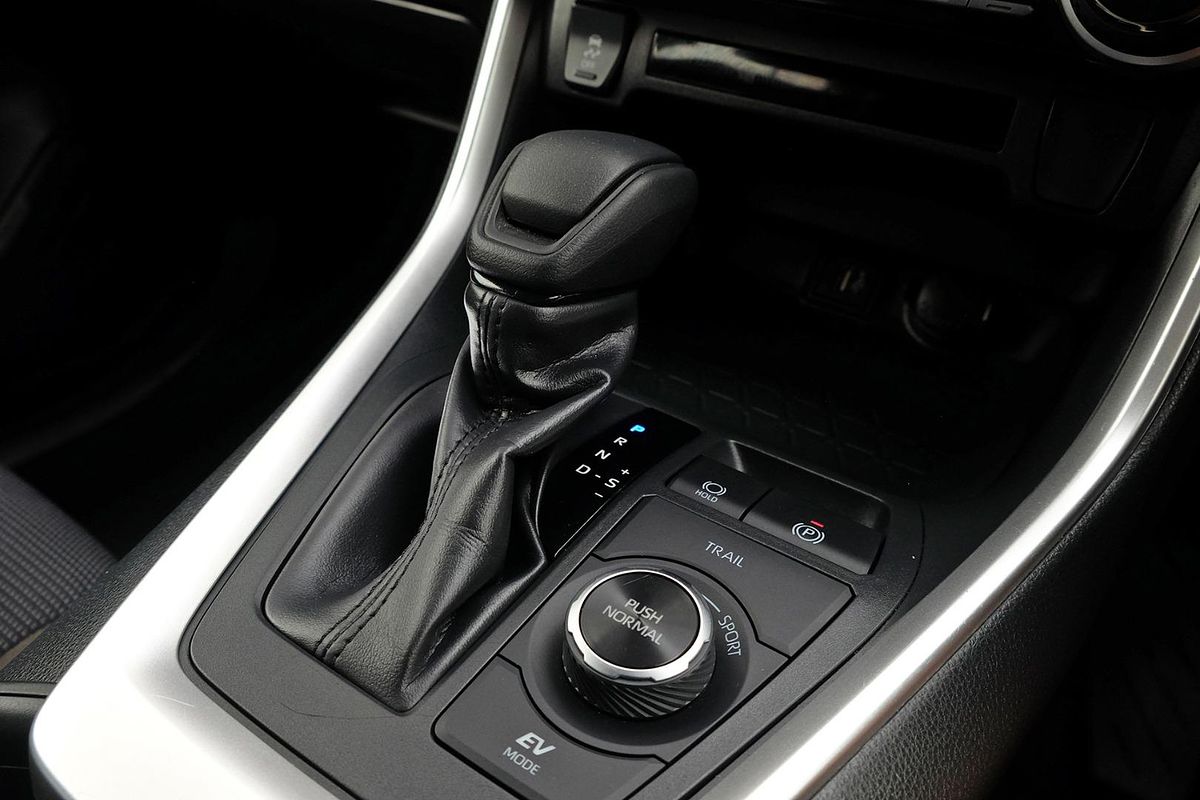 2025 Toyota RAV4 GX AXAH54R