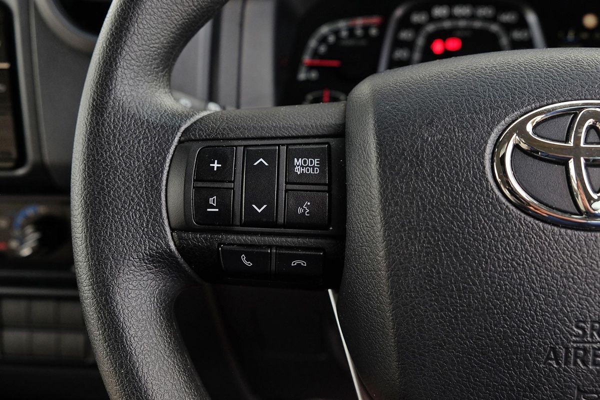 2024 Toyota Landcruiser GXL Troopcarrier VDJL78R