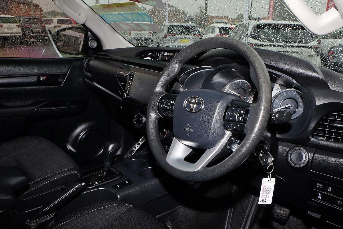 2022 Toyota Hilux SR GUN126R 4X4