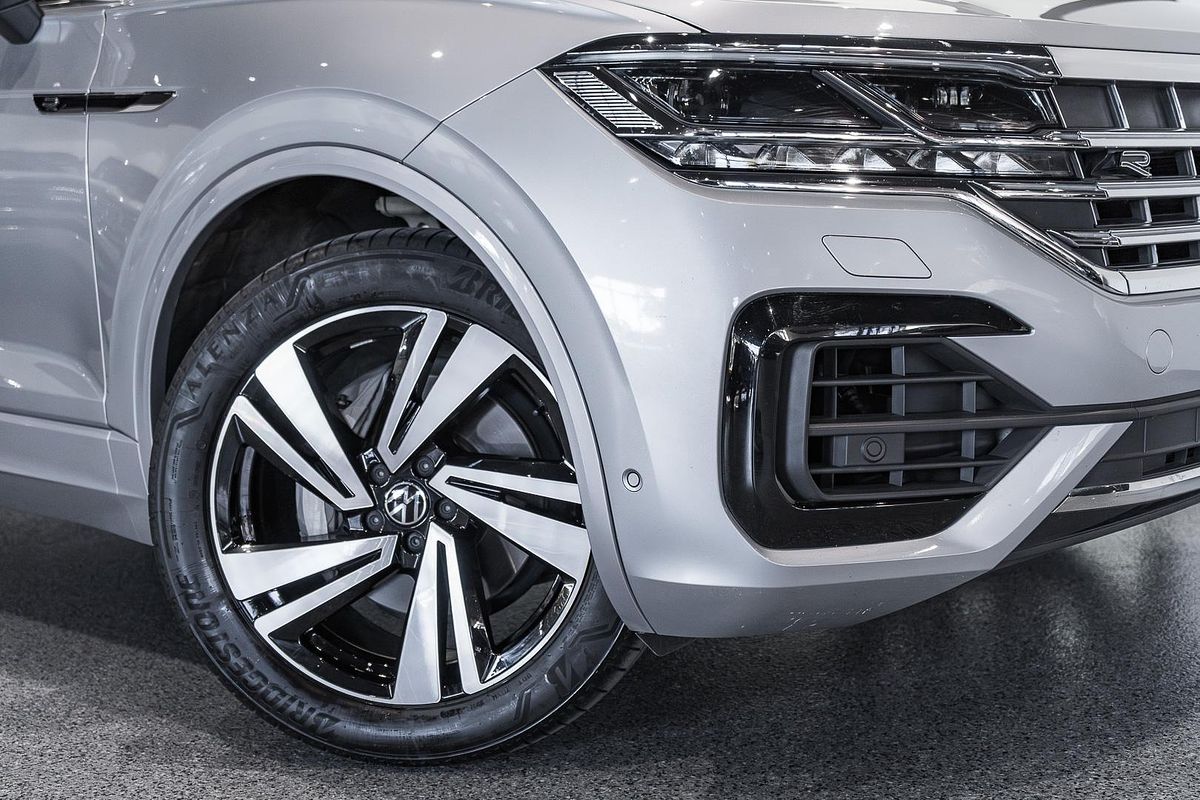 2022 Volkswagen Touareg 210TDI R-Line CR