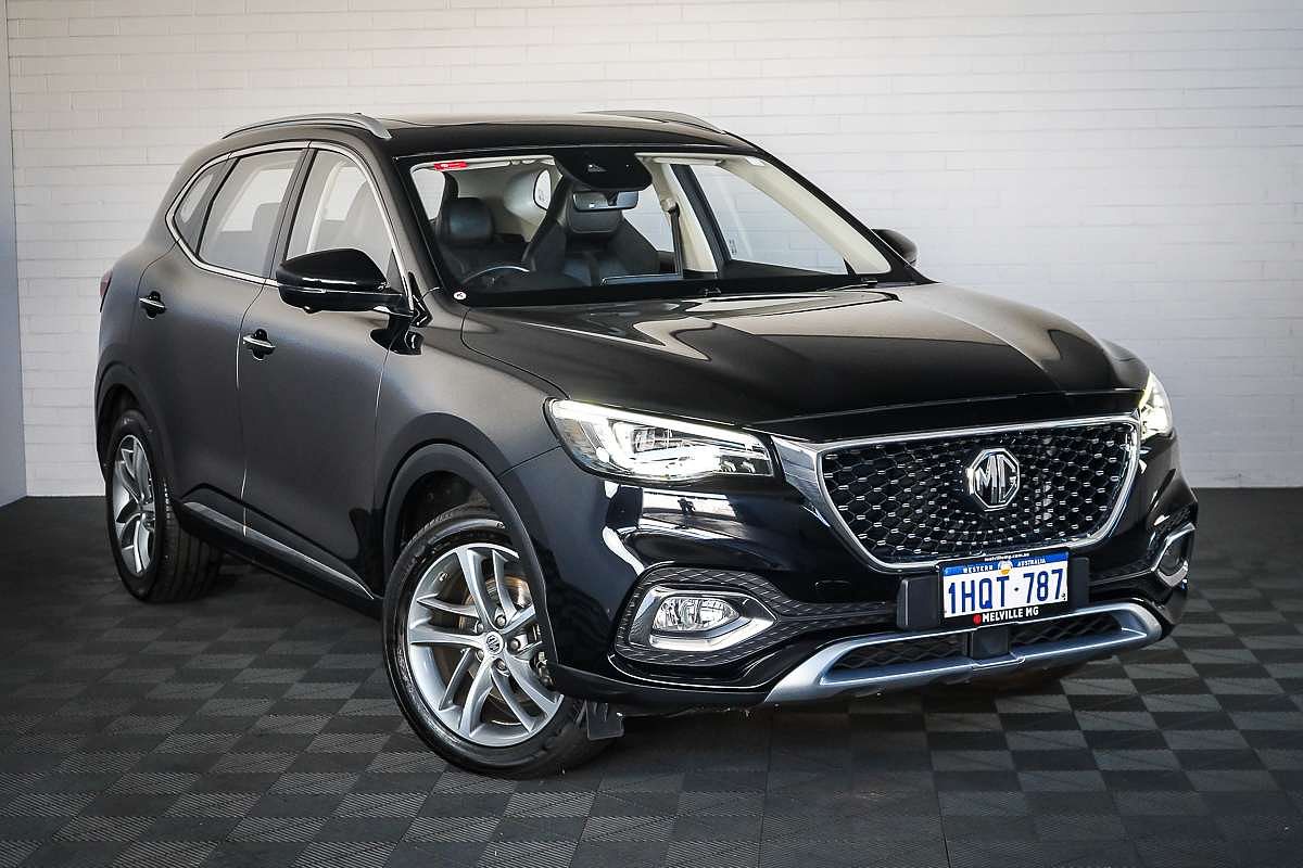 2022 MG HS Essence SAS23