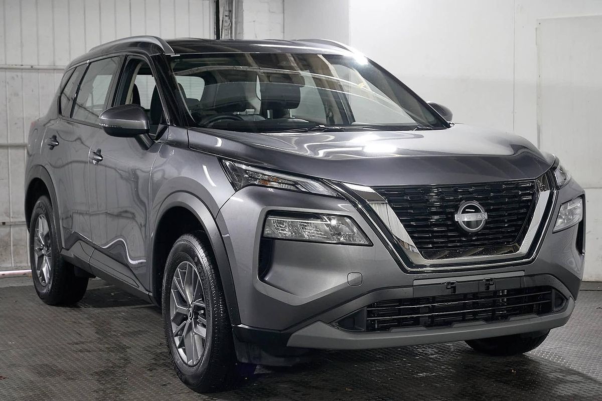 2025 Nissan X-TRAIL ST T33