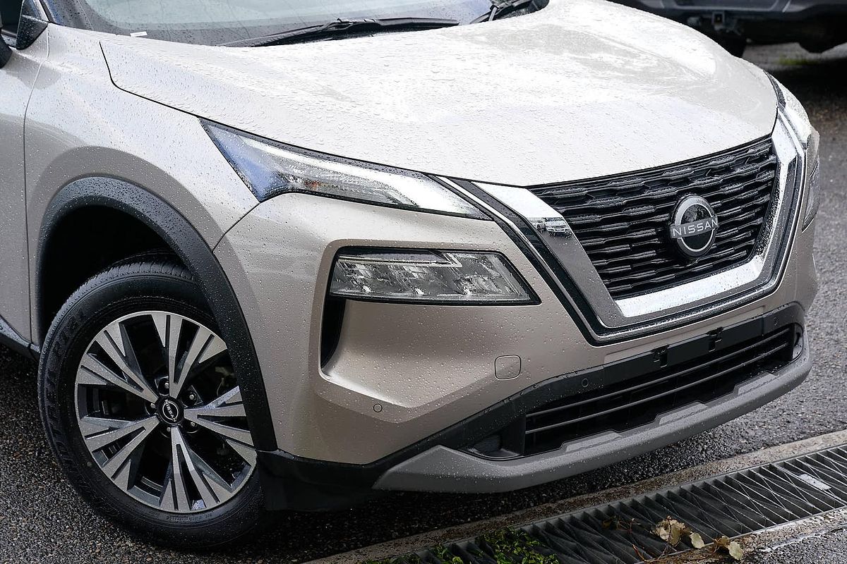 2025 Nissan X-TRAIL ST-L T33
