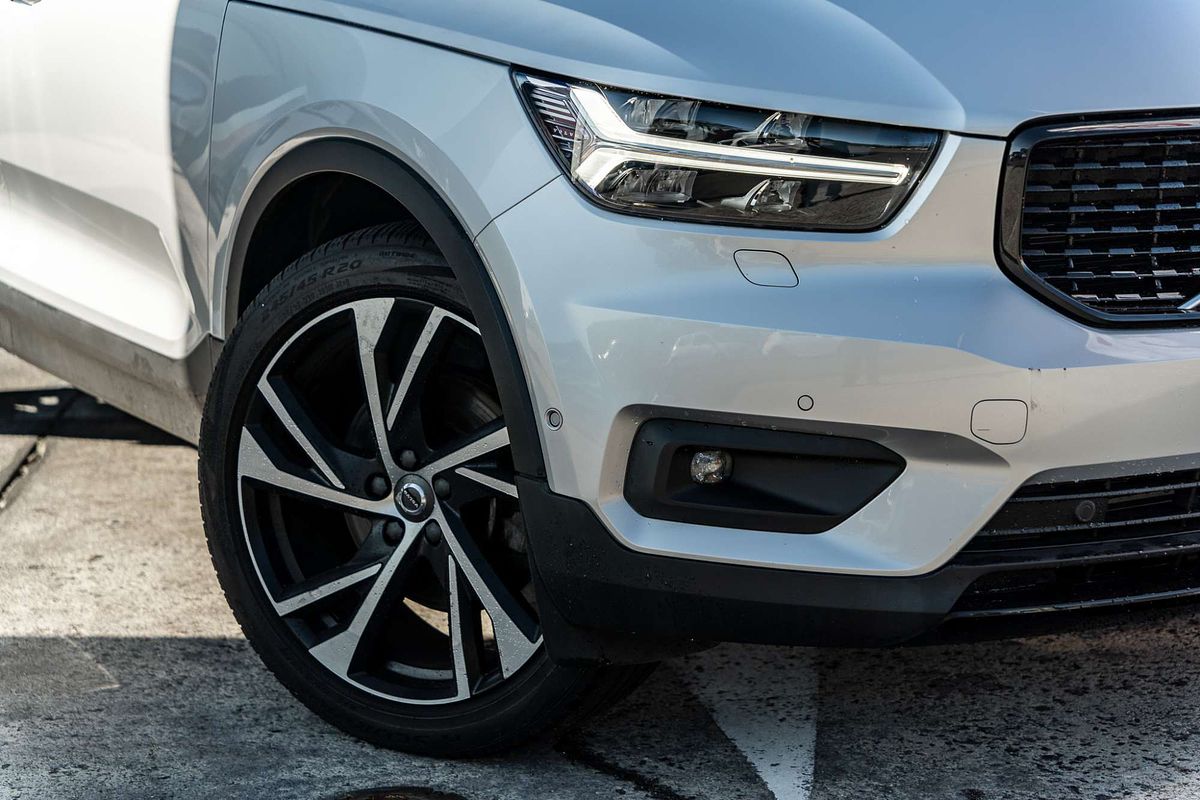 2018 Volvo XC40 T5 R-Design