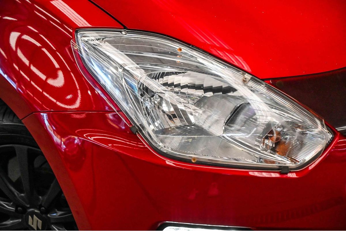 2018 Suzuki Swift GL Navigator Safety Pack AZ