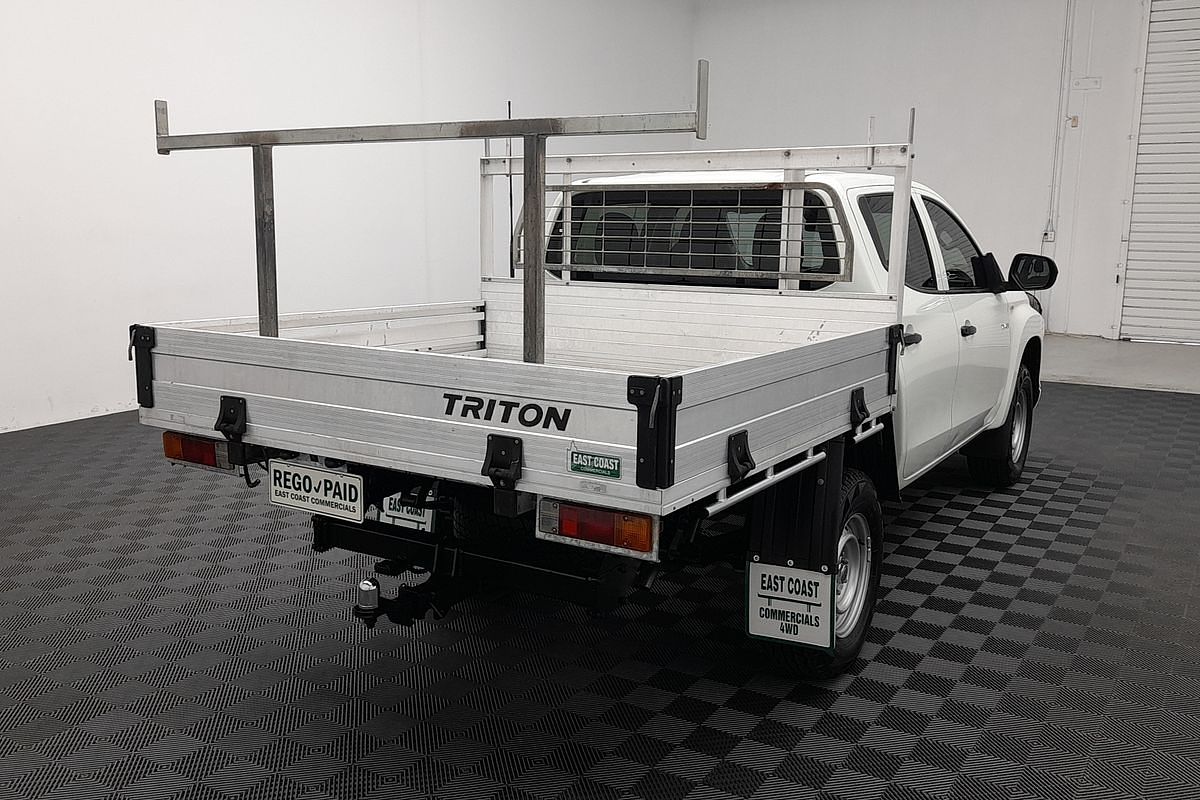 2021 Mitsubishi Triton GLX MR 4X4
