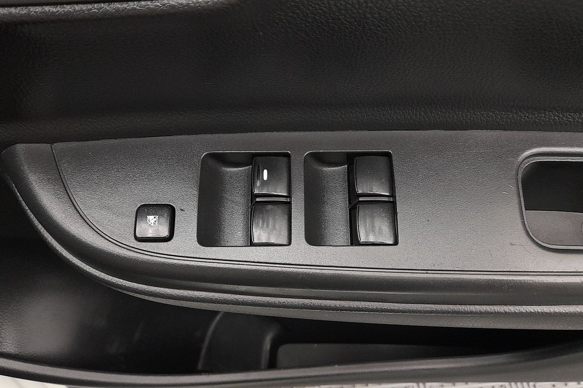 2021 Mitsubishi Triton GLX MR 4X4