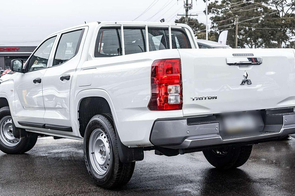 2026 Mitsubishi Triton GLX MV
