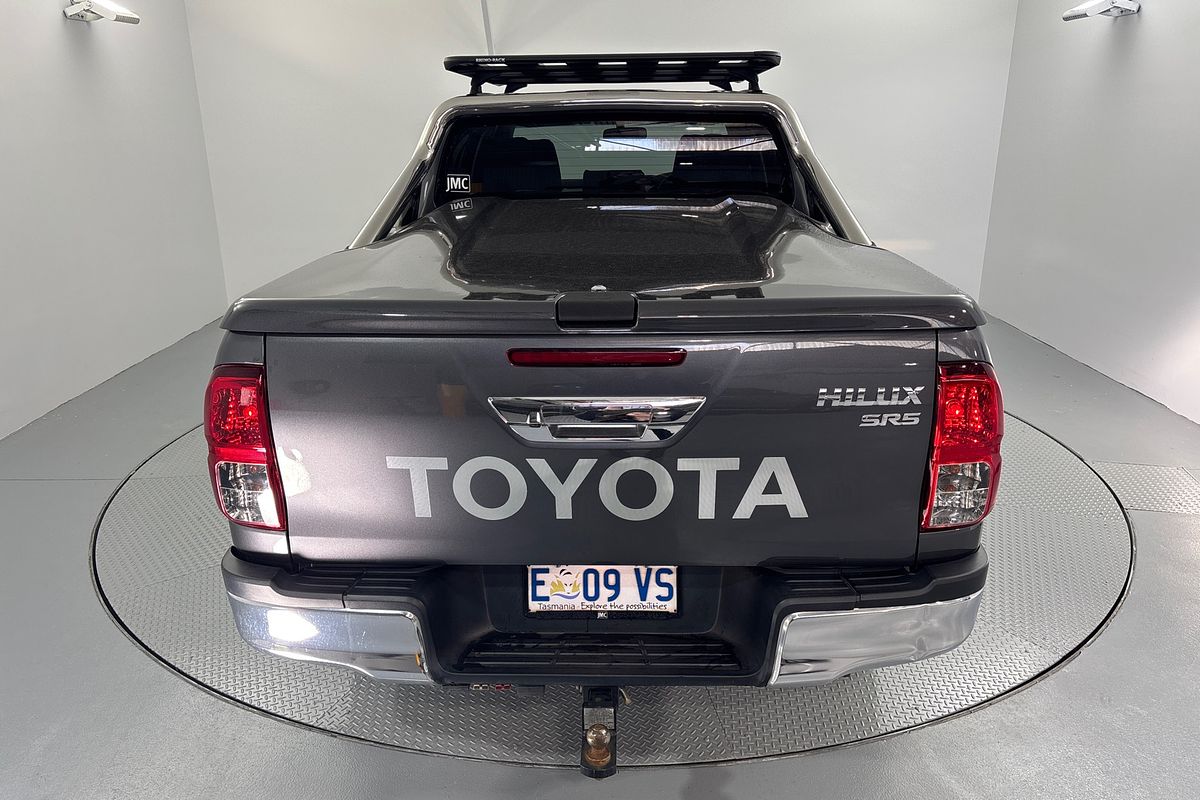 2016 Toyota HILUX SR5 (4x4) GUN126R 4X4