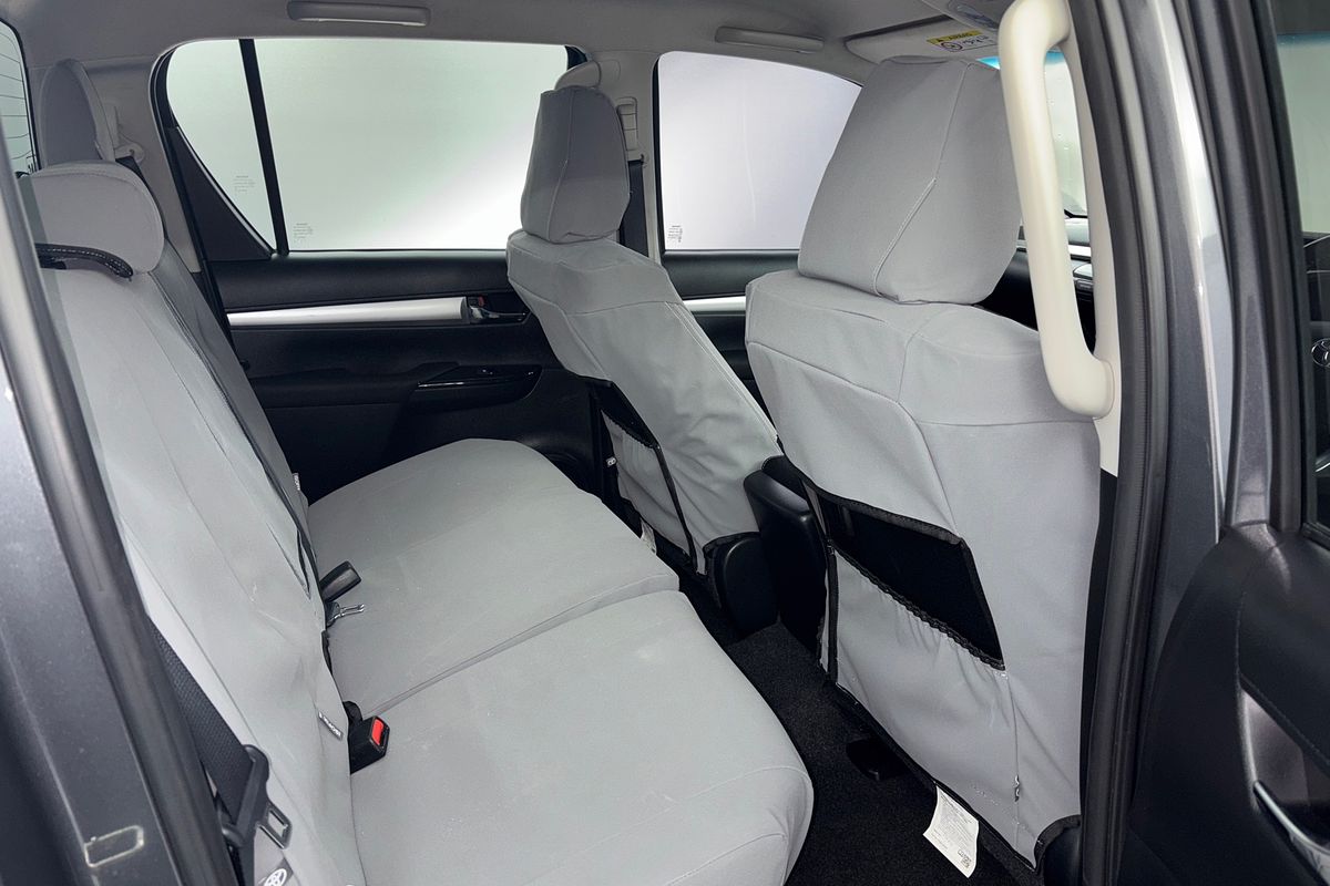 2016 Toyota HILUX SR5 (4x4) GUN126R 4X4