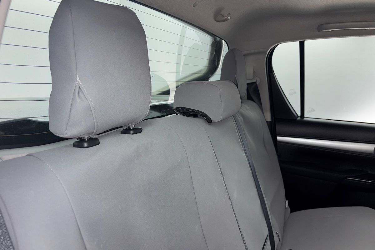 2016 Toyota HILUX SR5 (4x4) GUN126R 4X4