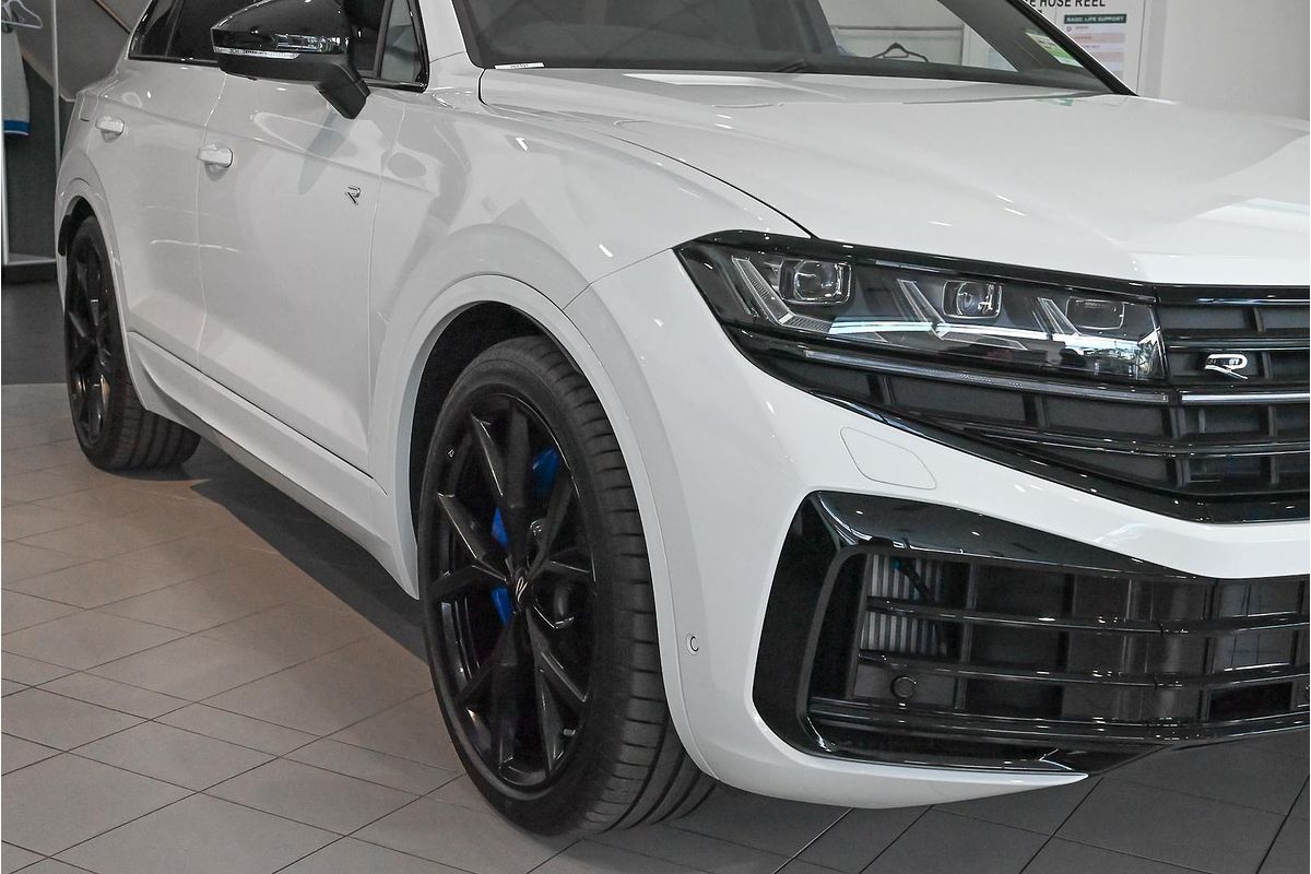 2025 Volkswagen Touareg R RC