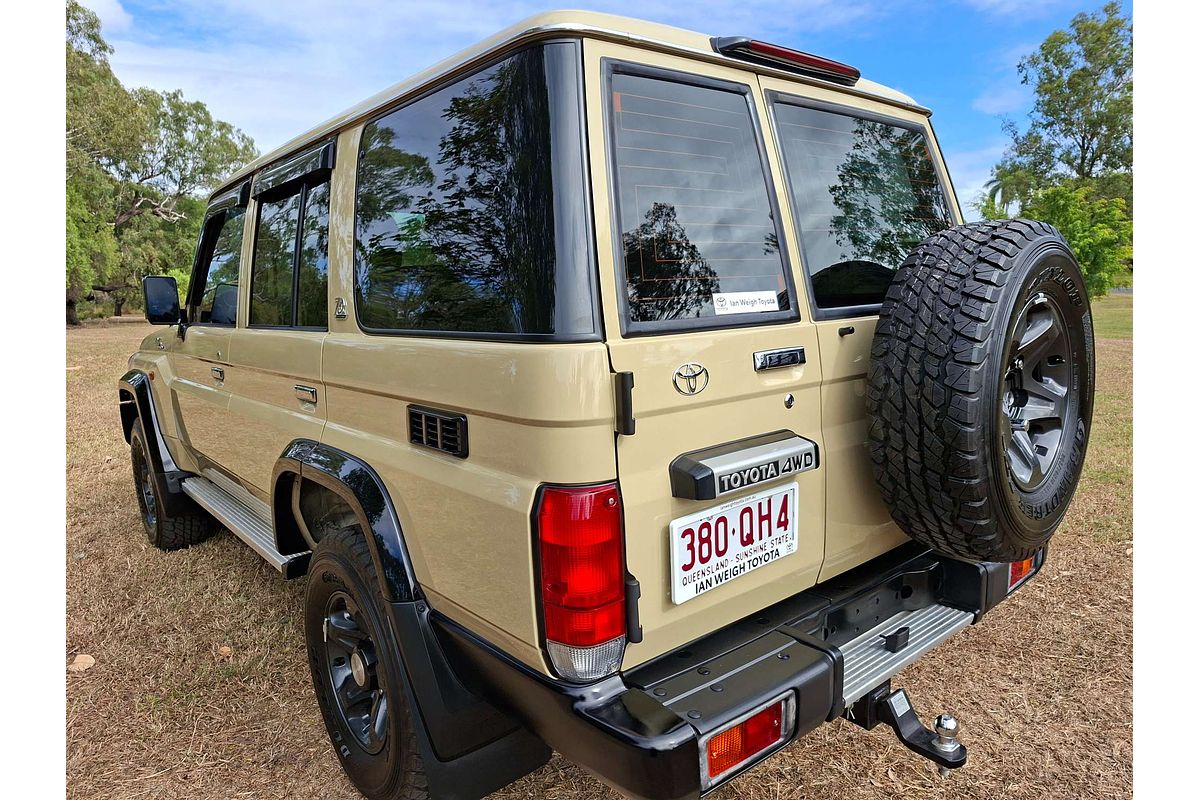 2021 Toyota Landcruiser GXL VDJ76R