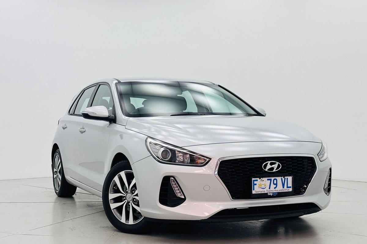 2017 HYUNDAI i30 ACTIVE 6 SP AUTOMATIC 5D HATCHBACK 4CYL