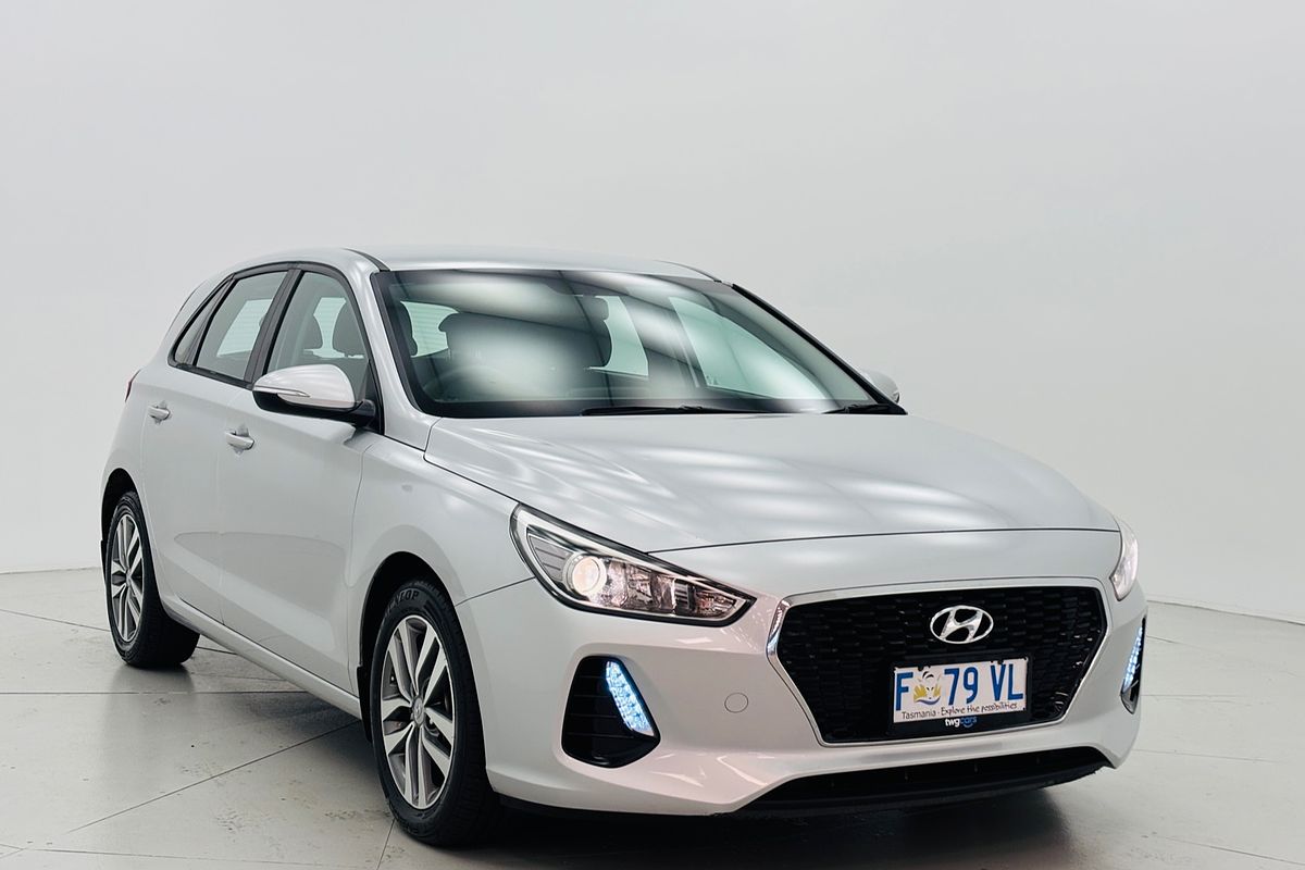 2017 HYUNDAI i30 ACTIVE 6 SP AUTOMATIC 5D HATCHBACK 4CYL