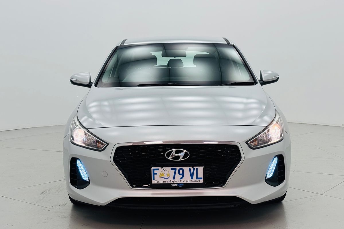 2017 HYUNDAI i30 ACTIVE 6 SP AUTOMATIC 5D HATCHBACK 4CYL