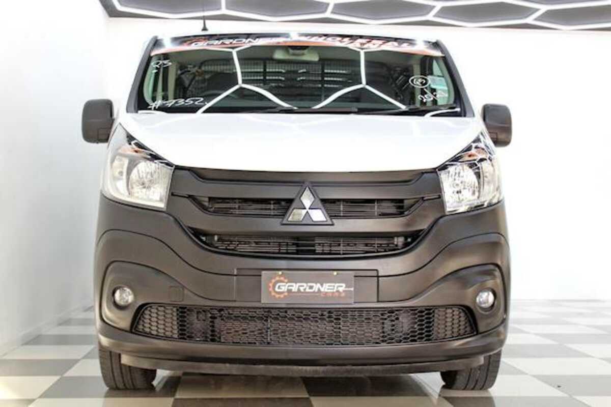 2020 Mitsubishi EXPRESS GLX SN MY21