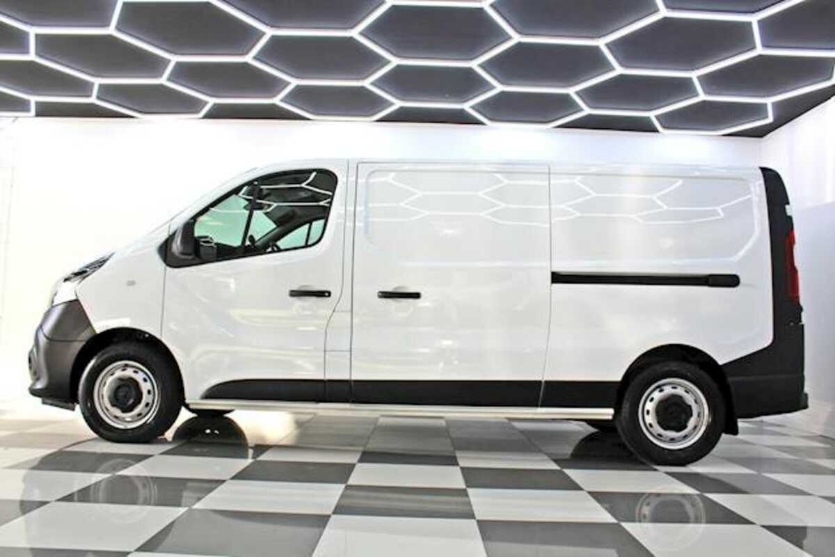 2020 Mitsubishi EXPRESS GLX SN MY21