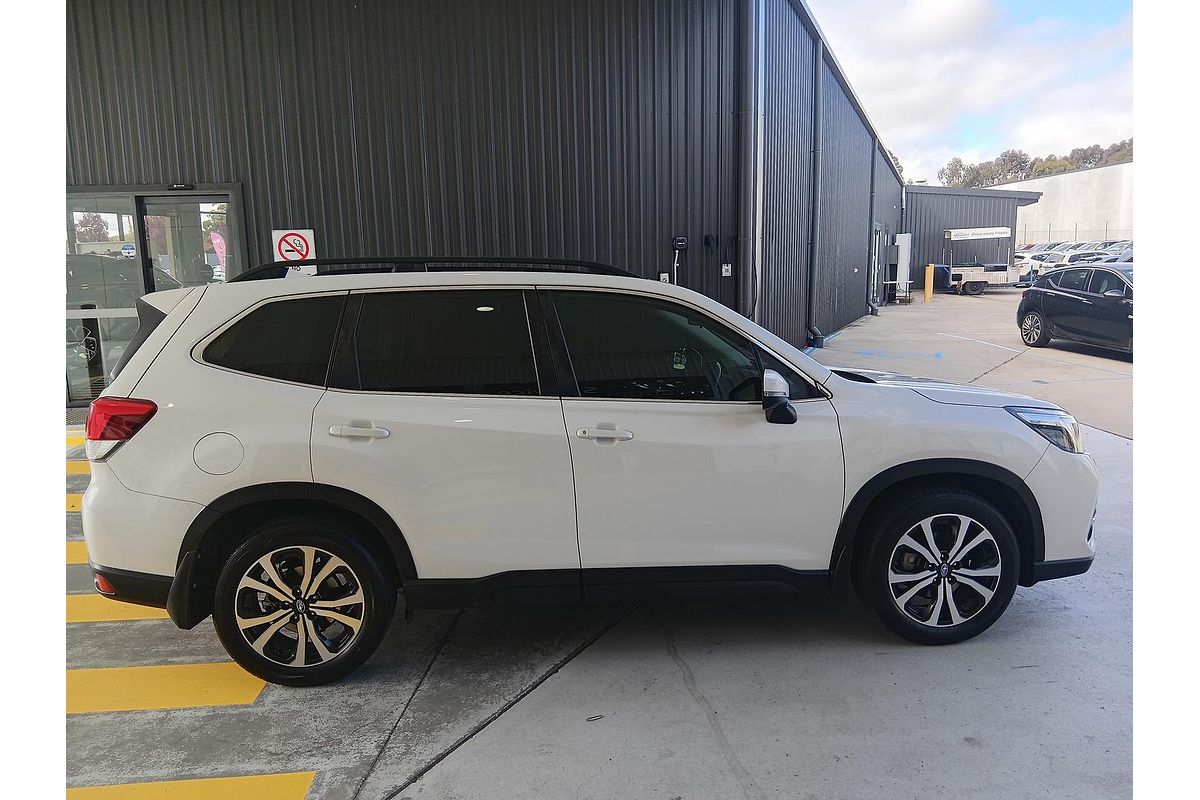 2020 Subaru Forester 2.5i Premium S5