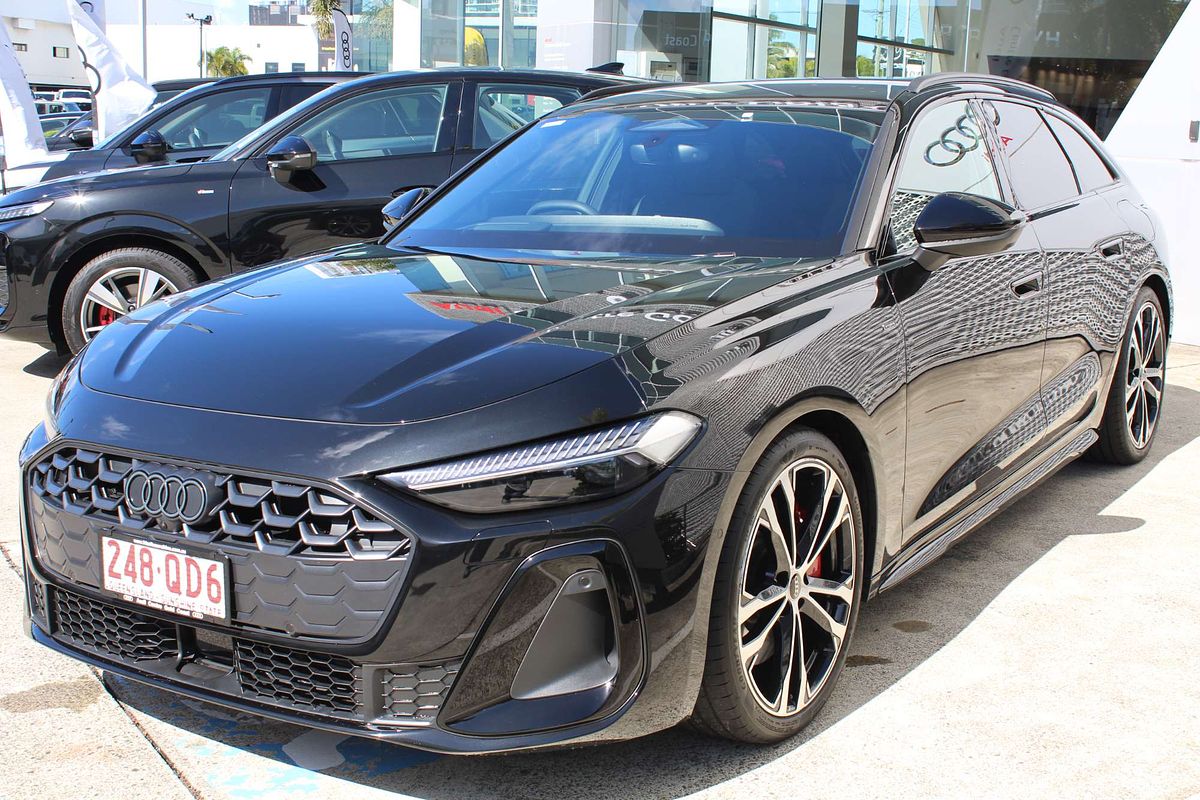 2025 Audi A5 e-hybrid S-Line B10