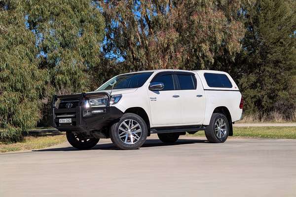 2020 Toyota Hilux SR5 GUN126R 4X4