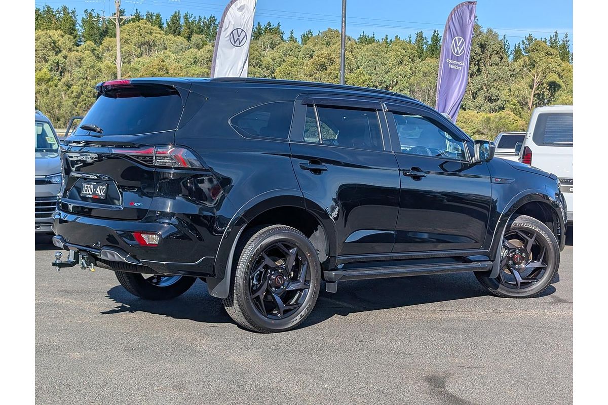 2025 Isuzu MU-X X-TERRAIN