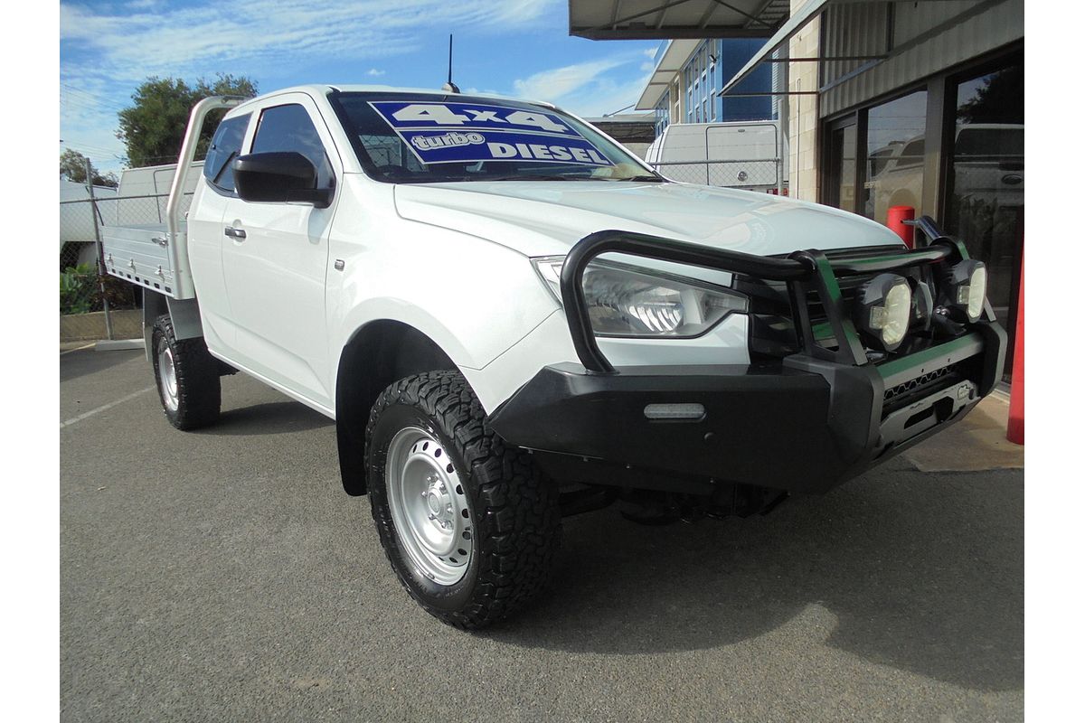 2023 Isuzu D-MAX SX 4X4