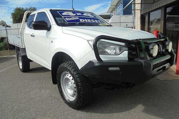 2023 Isuzu D-MAX SX 4X4