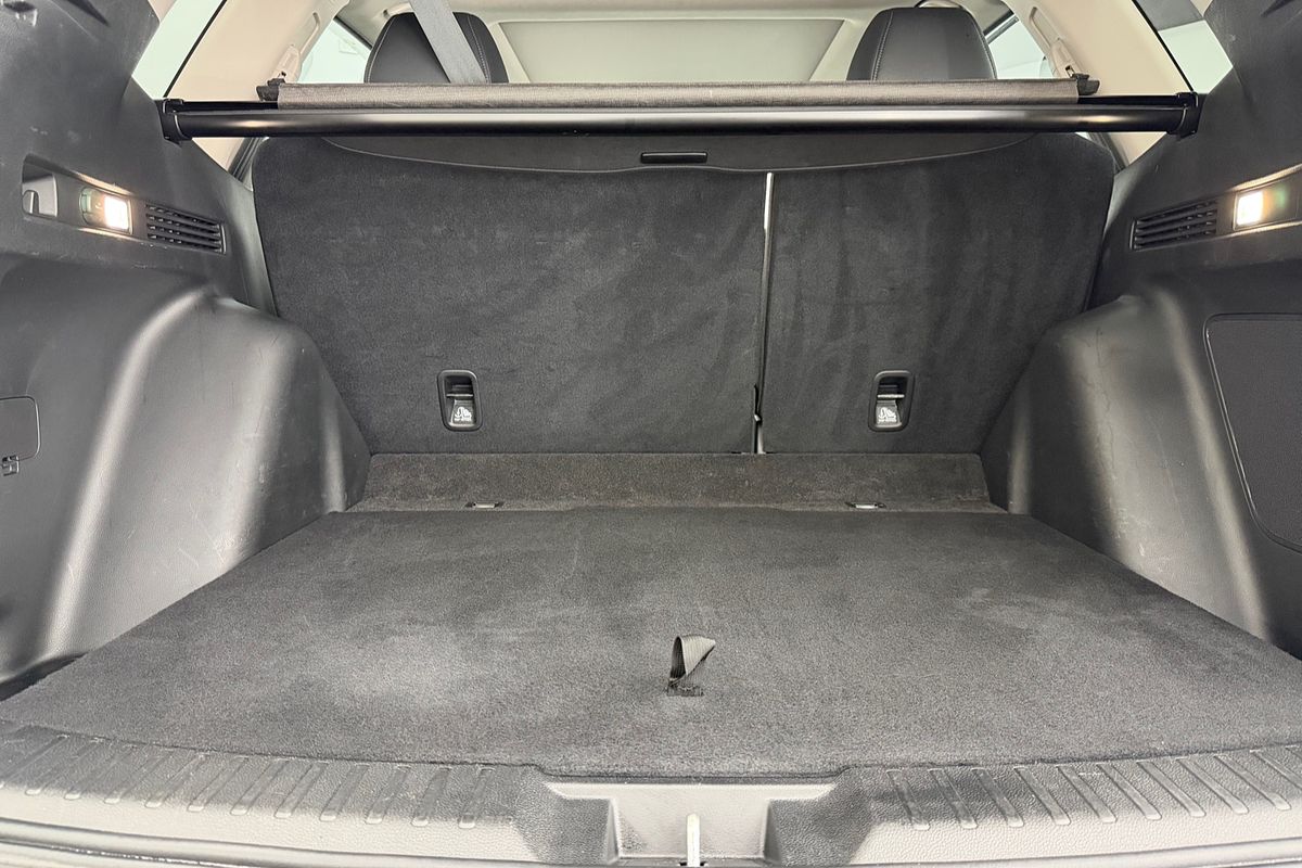 2023 Honda CR-V VTi LX AWD RW