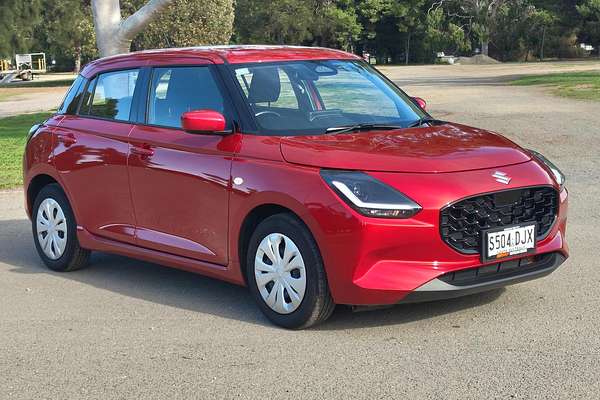 2025 Suzuki Swift Hybrid UZ