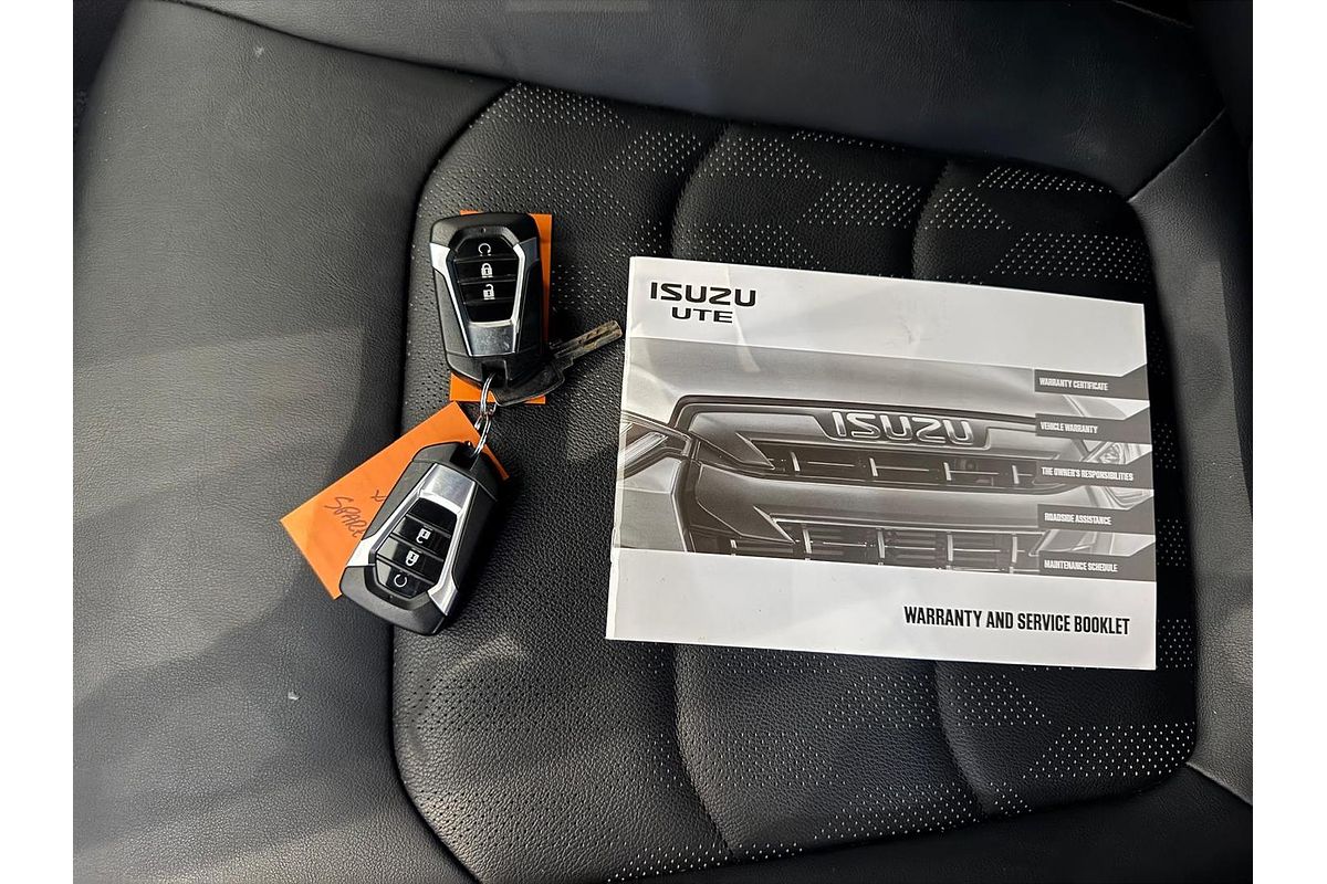 2025 Isuzu D-MAX X-TERRAIN 4X4
