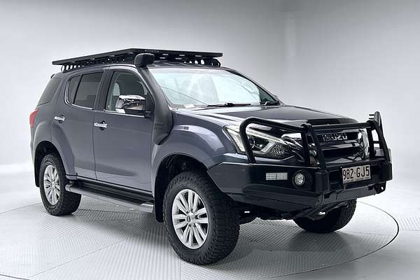 2018 Isuzu MU-X LS-T